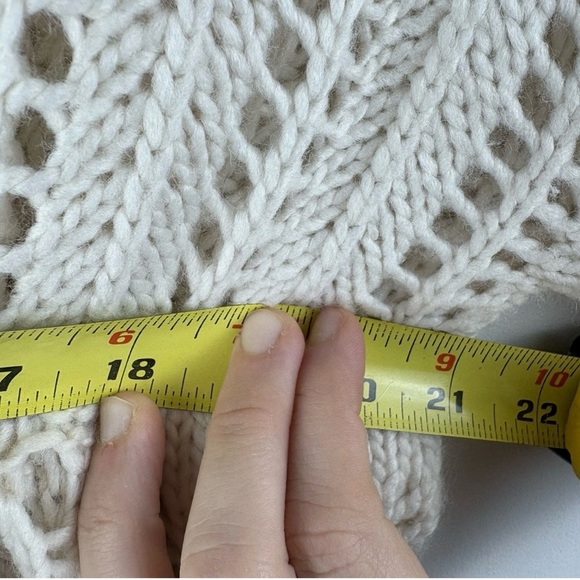 Aeropostale Pointelle Crochet Knit Ivory Crew Sweater Small Boho Chunky Cozy - Picture 8 of 9